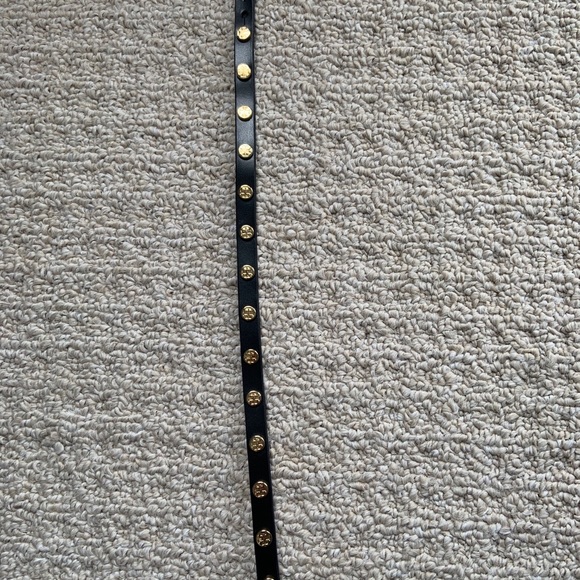 Tory Burch Leather Double Wrap Bracelet - Picture 8 of 8